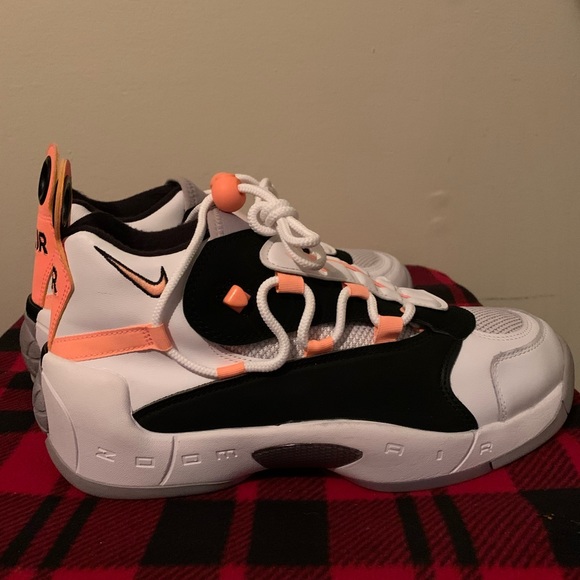 Shoes - Womens Nike Air Swoopes II White/Orange PulseSz 10